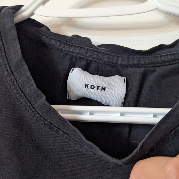 Kotn Relaxed Tshirt - Picture 3 of 4